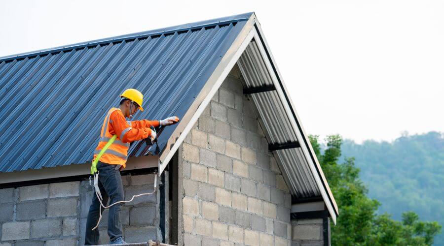 Expert Emergency Roof Repairs services in Wells, NV